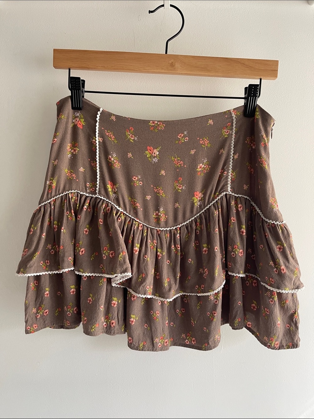 Forever 21 Brown Floral Tiered Mini Skirt Ruffled Scalloped Piping Cottagecore